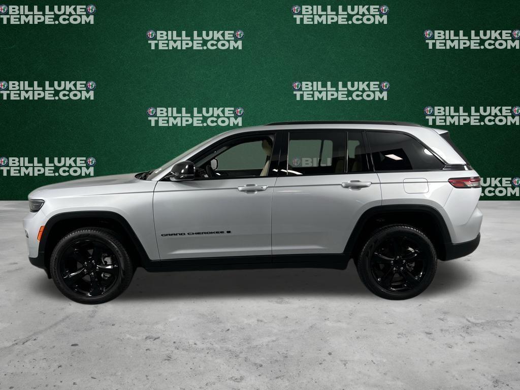 used 2024 Jeep Grand Cherokee car, priced at $30,475