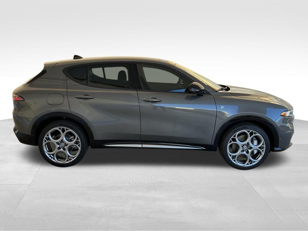 new 2024 Alfa Romeo Tonale car, priced at $45,800