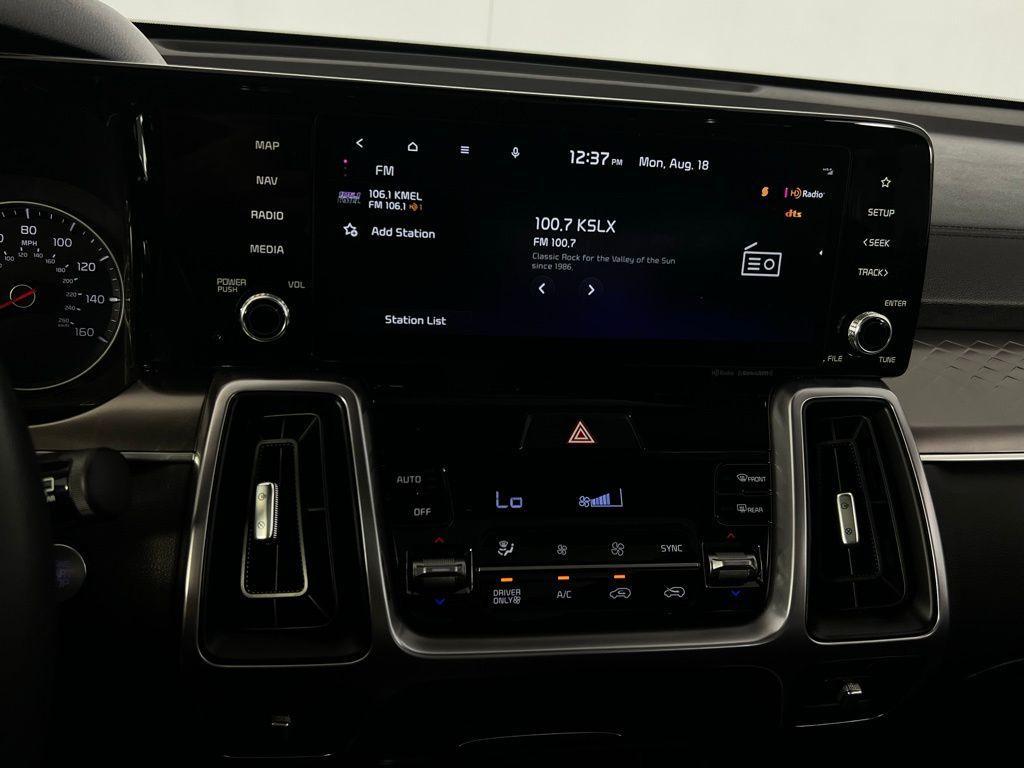 used 2023 Kia Sorento Hybrid car, priced at $21,675