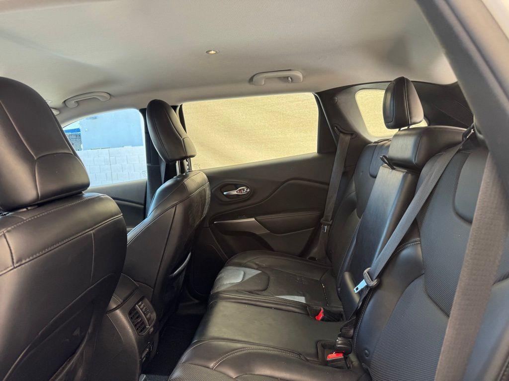 used 2019 Jeep Cherokee car, priced at $18,628