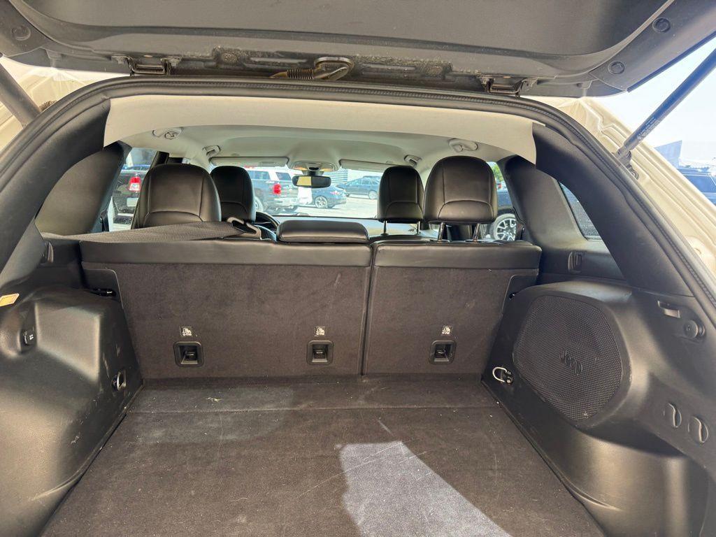 used 2019 Jeep Cherokee car, priced at $18,628