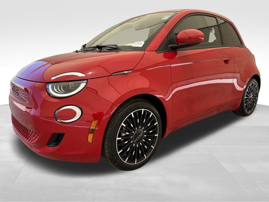 new 2024 FIAT 500e car, priced at $31,595