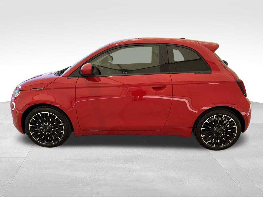 new 2024 FIAT 500e car, priced at $31,595