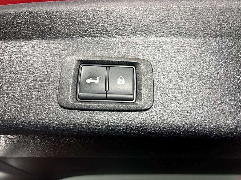 used 2024 Mitsubishi Outlander car, priced at $28,073