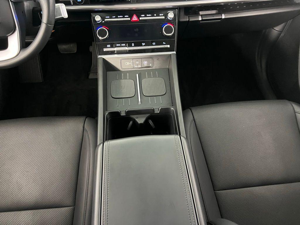 used 2024 Hyundai Santa Fe car, priced at $25,975