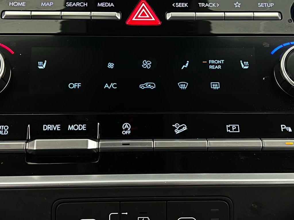 used 2024 Hyundai Santa Fe car, priced at $25,975