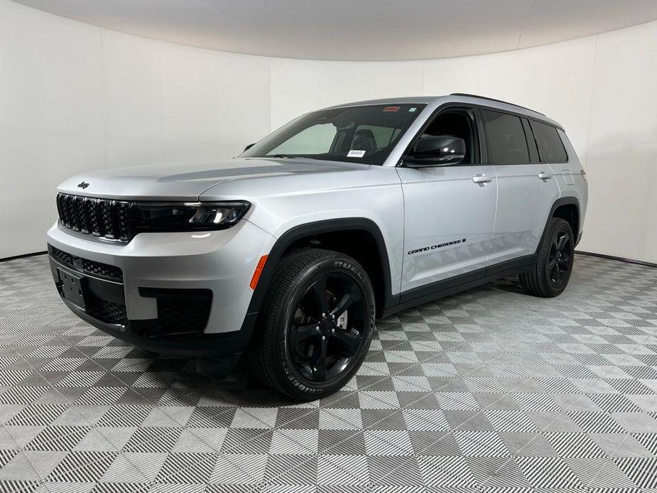 used 2022 Jeep Grand Cherokee L car, priced at $25,075