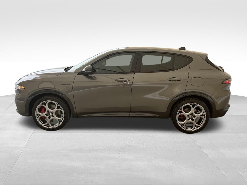 new 2024 Alfa Romeo Tonale car, priced at $50,645