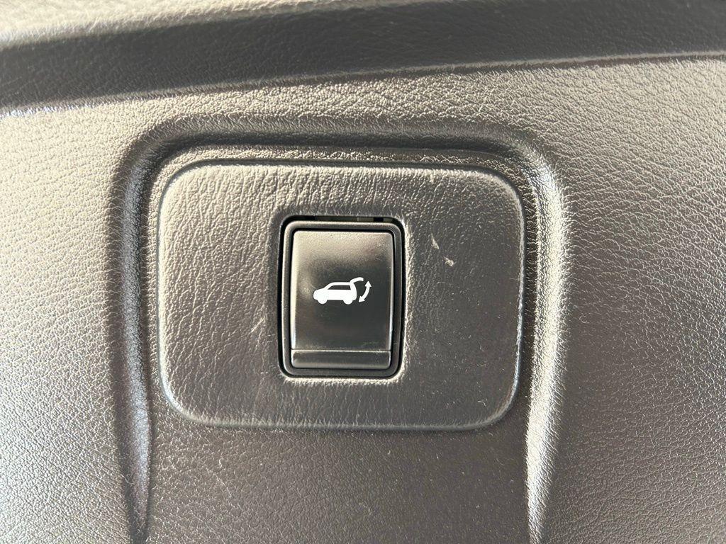 used 2015 Nissan Murano car, priced at $11,273