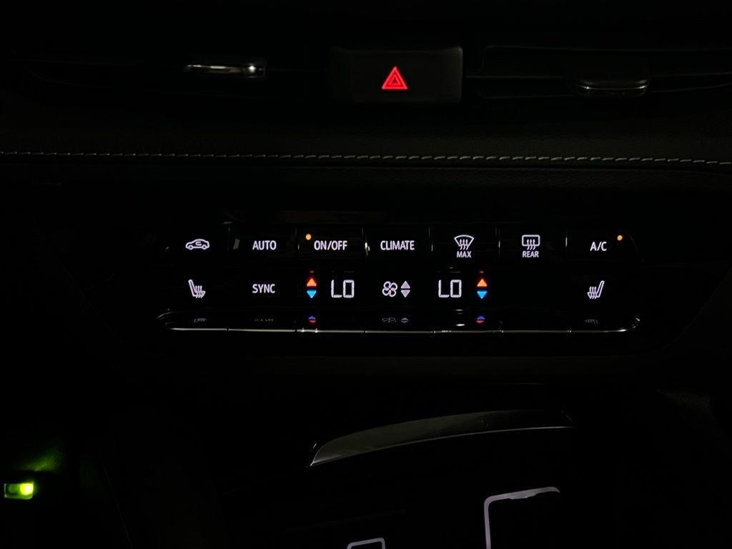 used 2023 Buick Envision car, priced at $25,873