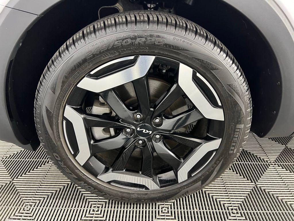 used 2023 Kia Telluride car, priced at $35,173