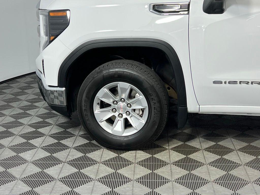 used 2024 GMC Sierra 1500 car, priced at $40,473