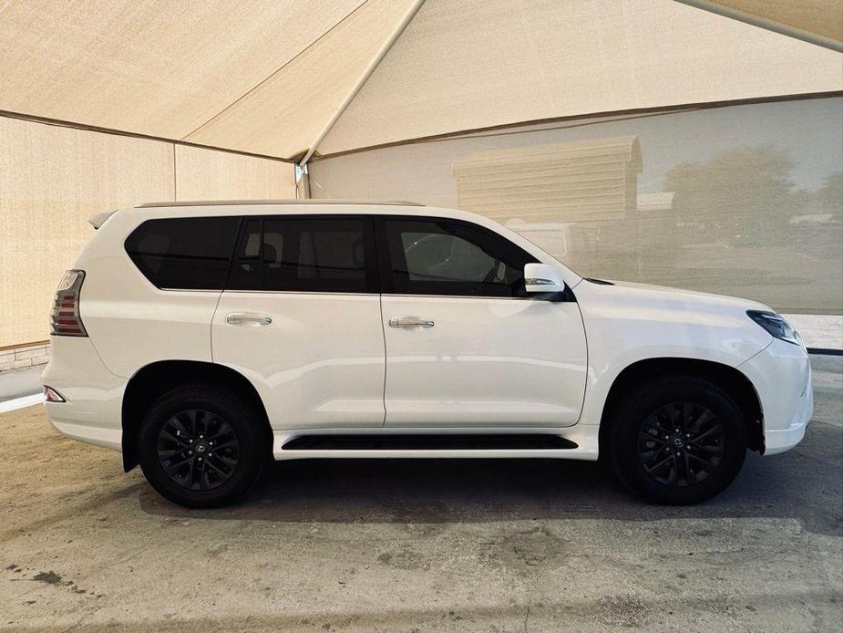 used 2022 Lexus GX 460 car, priced at $53,415