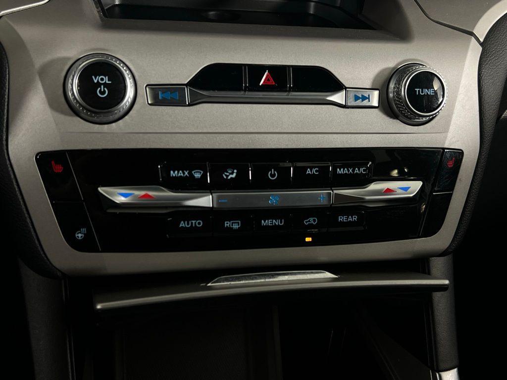 used 2024 Ford Explorer car, priced at $28,373