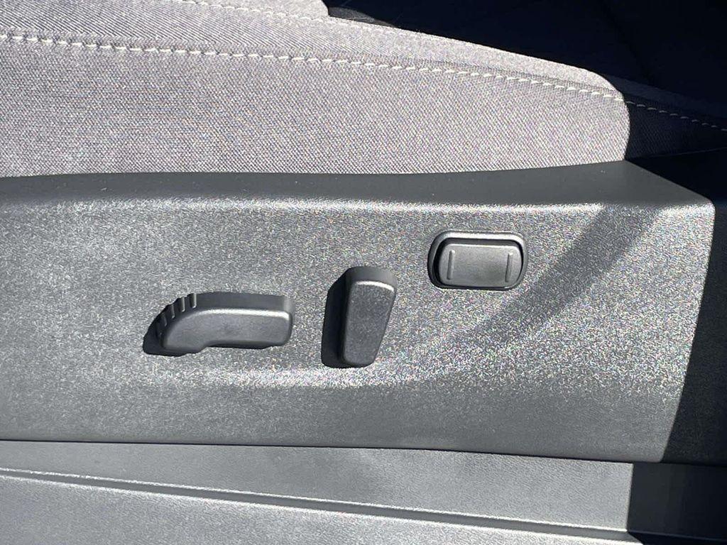 new 2026 Nissan Frontier car, priced at $42,377