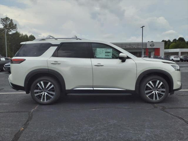 new 2024 Nissan Pathfinder car, priced at $49,175