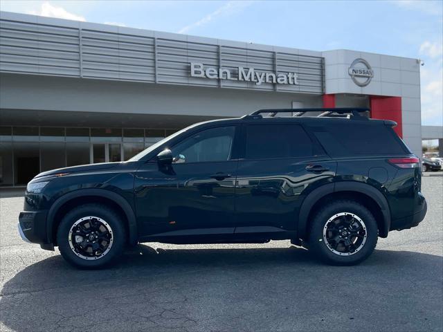 new 2025 Nissan Pathfinder car, priced at $42,675