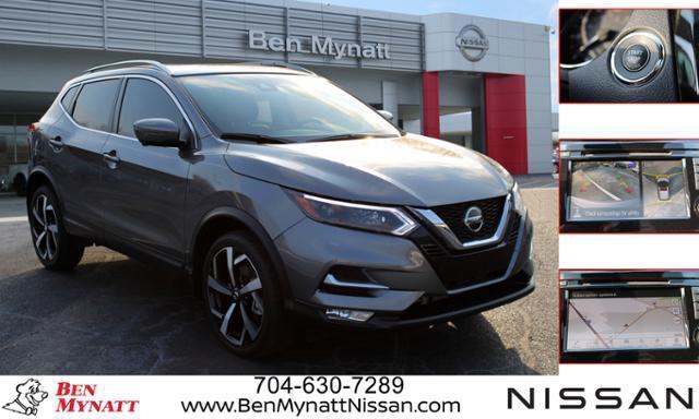 used 2021 Nissan Rogue Sport car, priced at $21,998