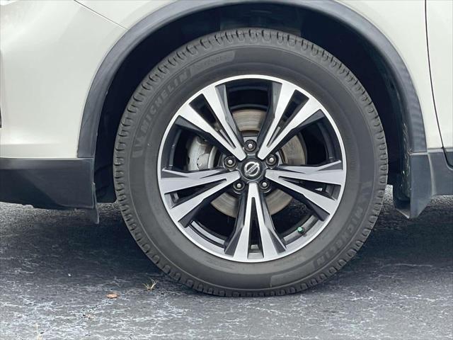 used 2019 Nissan Rogue car, priced at $19,999