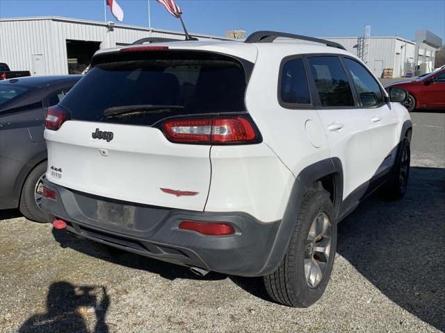 used 2015 Jeep Cherokee car, priced at $10,999