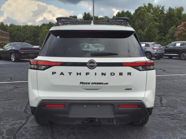 new 2024 Nissan Pathfinder car, priced at $42,261