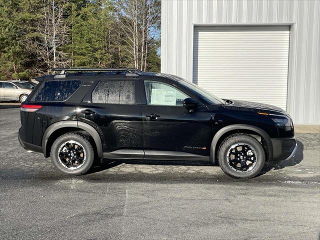 new 2025 Nissan Pathfinder car, priced at $44,590