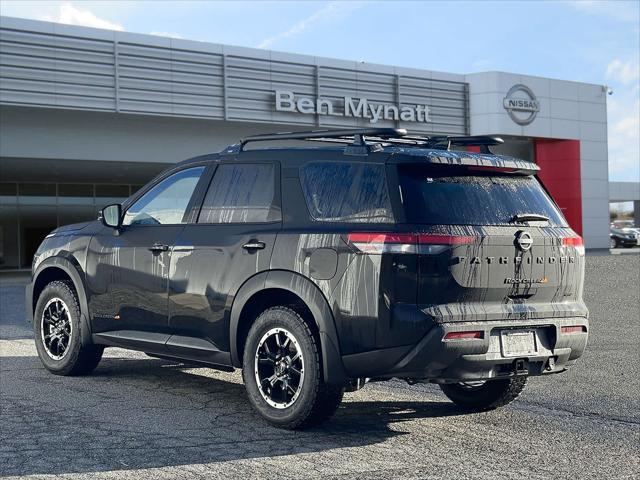 new 2025 Nissan Pathfinder car, priced at $42,650