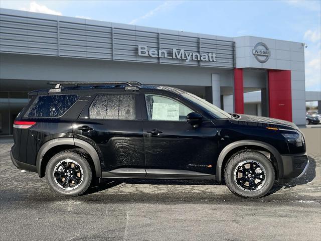 new 2025 Nissan Pathfinder car, priced at $42,650