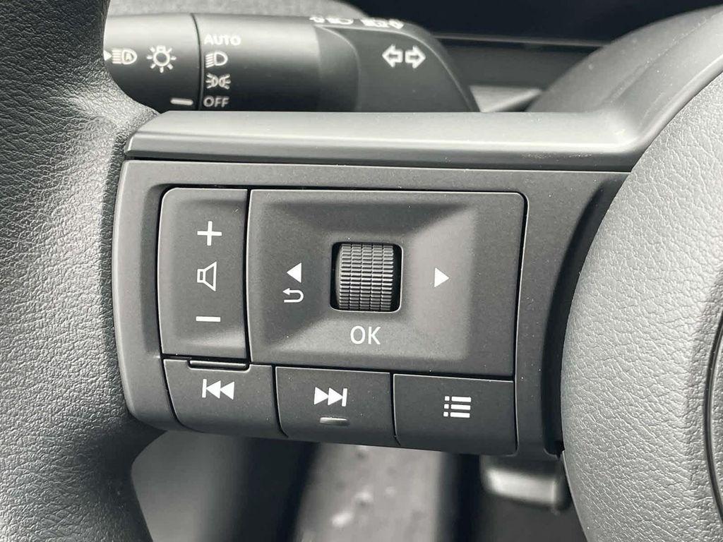 new 2025 Nissan Kicks car, priced at $24,760
