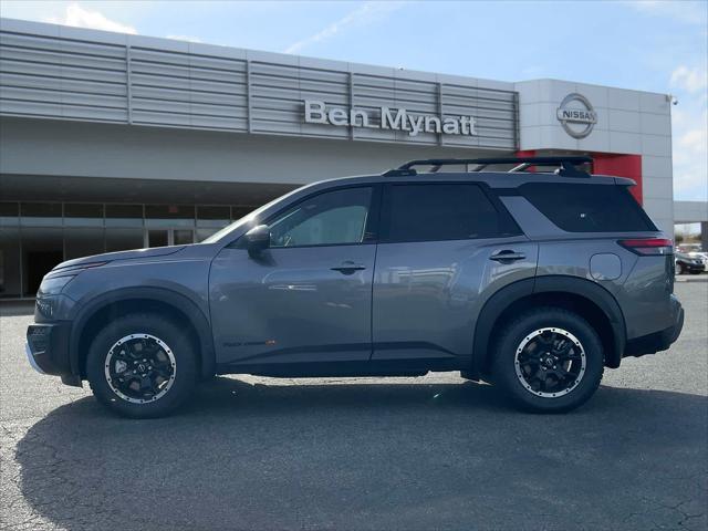 new 2025 Nissan Pathfinder car, priced at $43,009