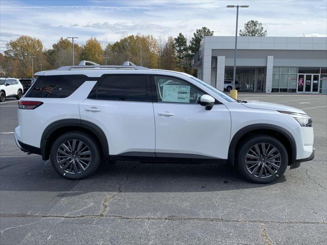 new 2025 Nissan Pathfinder car, priced at $44,679