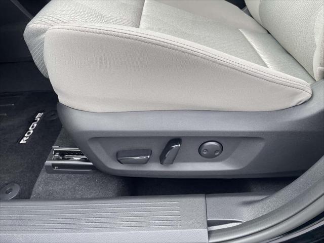 new 2025 Nissan Rogue car, priced at $29,275