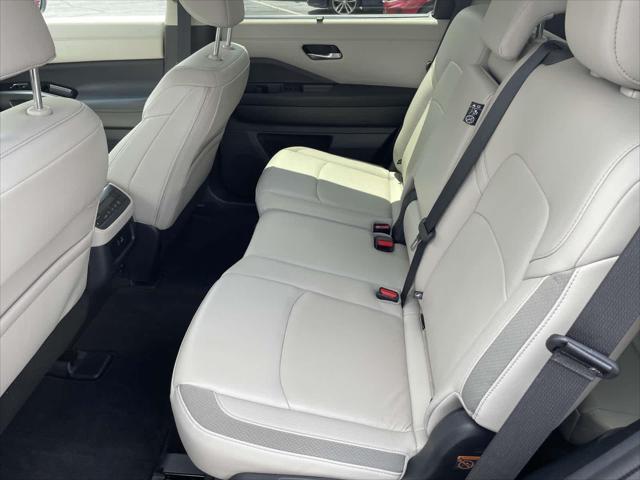 used 2024 Nissan Pathfinder car, priced at $38,897