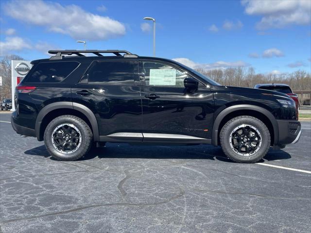 new 2025 Nissan Pathfinder car, priced at $43,009