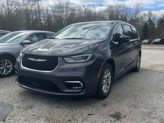 used 2023 Chrysler Pacifica car, priced at $24,499