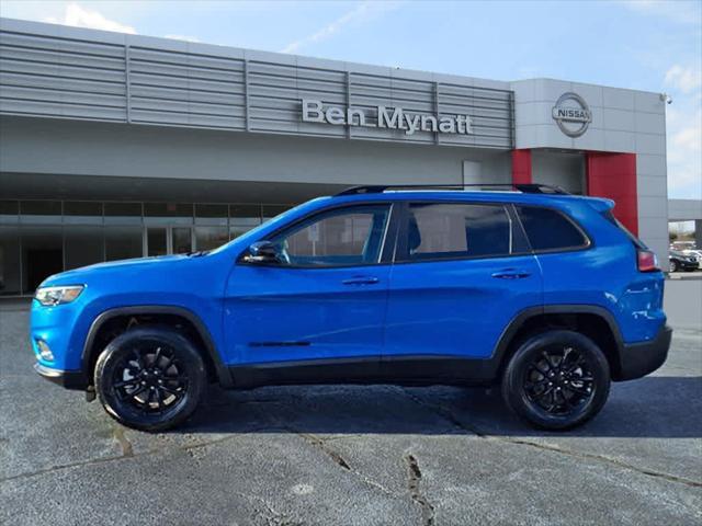 used 2023 Jeep Cherokee car, priced at $24,487