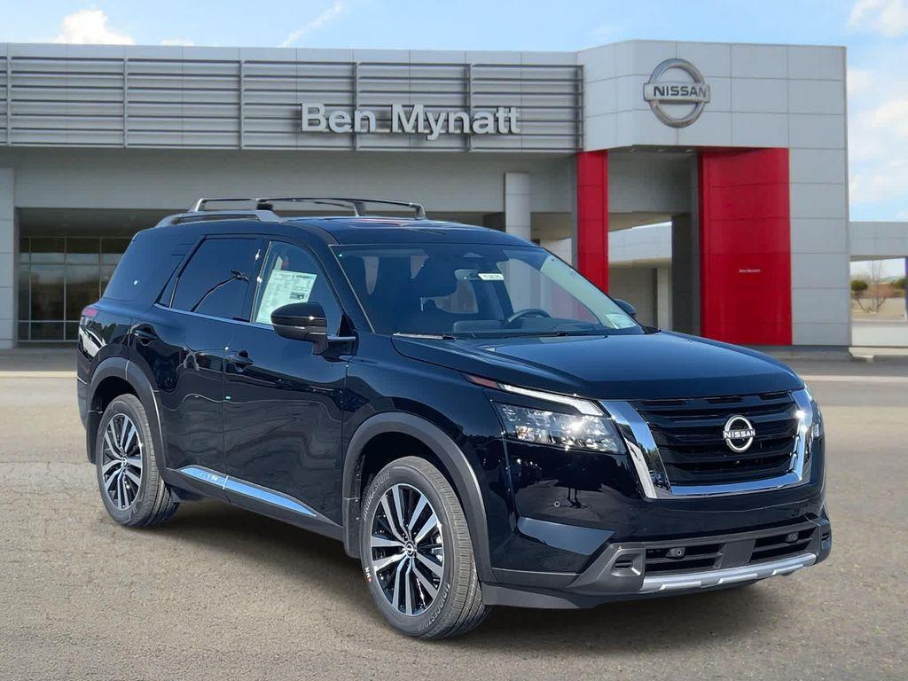 new 2025 Nissan Pathfinder car, priced at $48,456