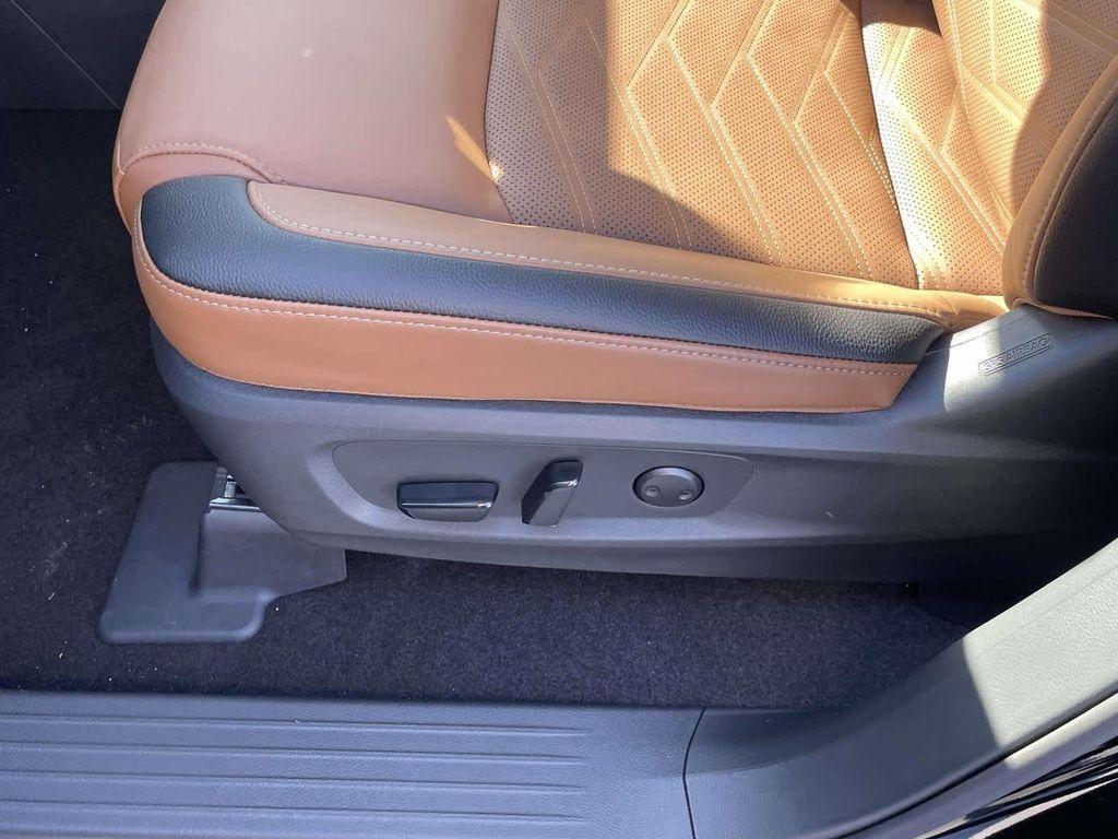 new 2025 Nissan Pathfinder car, priced at $48,456
