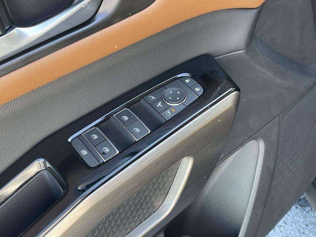 new 2025 Nissan Pathfinder car, priced at $48,456