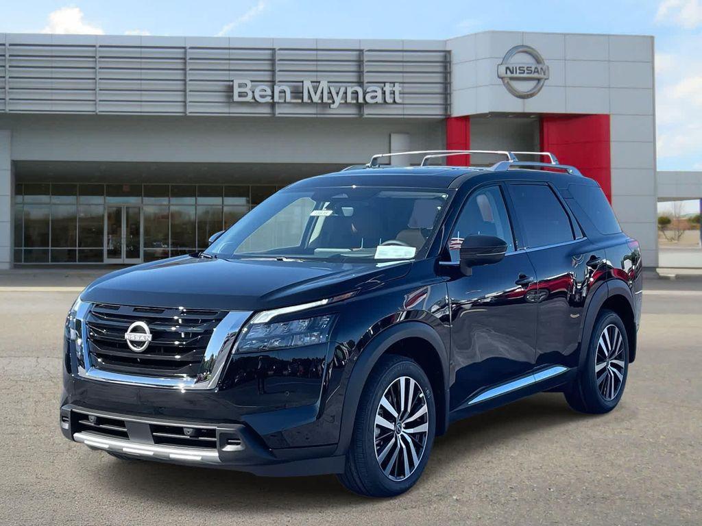 new 2025 Nissan Pathfinder car, priced at $48,456