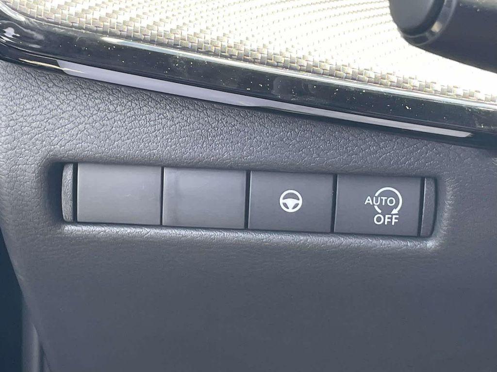 new 2025 Nissan Kicks car, priced at $26,572