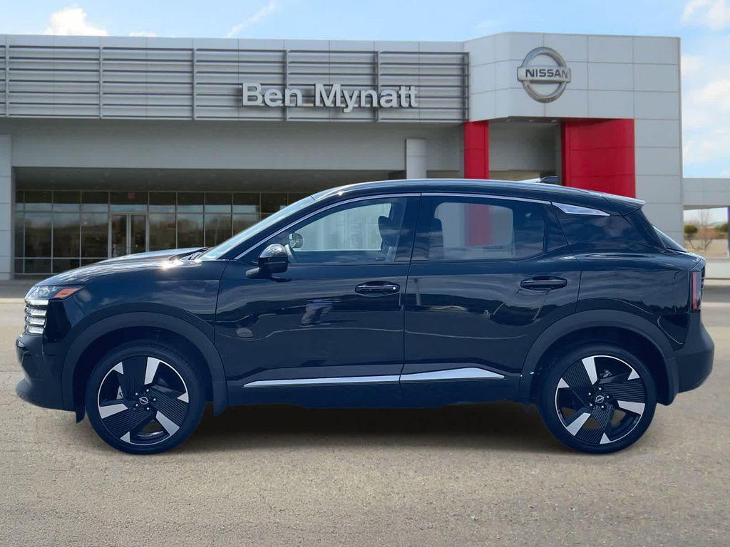new 2025 Nissan Kicks car, priced at $26,572