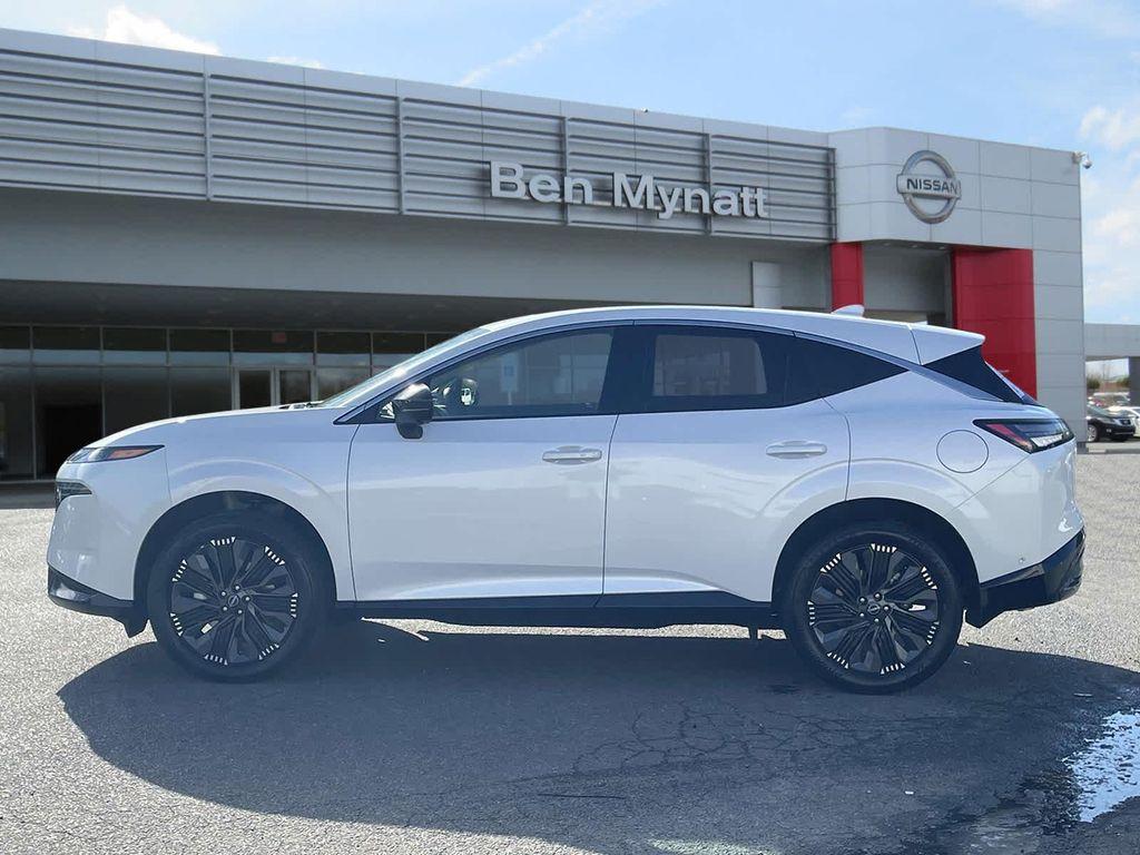 new 2025 Nissan Murano car, priced at $45,179