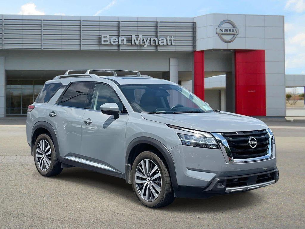 used 2022 Nissan Pathfinder car, priced at $34,977