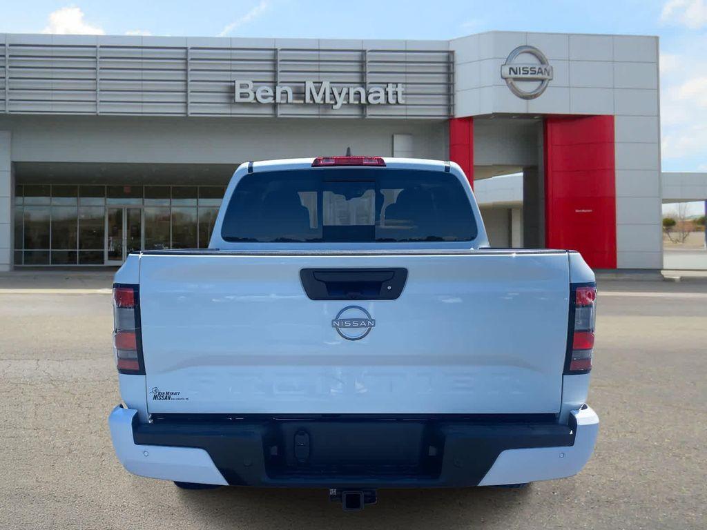 new 2025 Nissan Frontier car, priced at $35,480