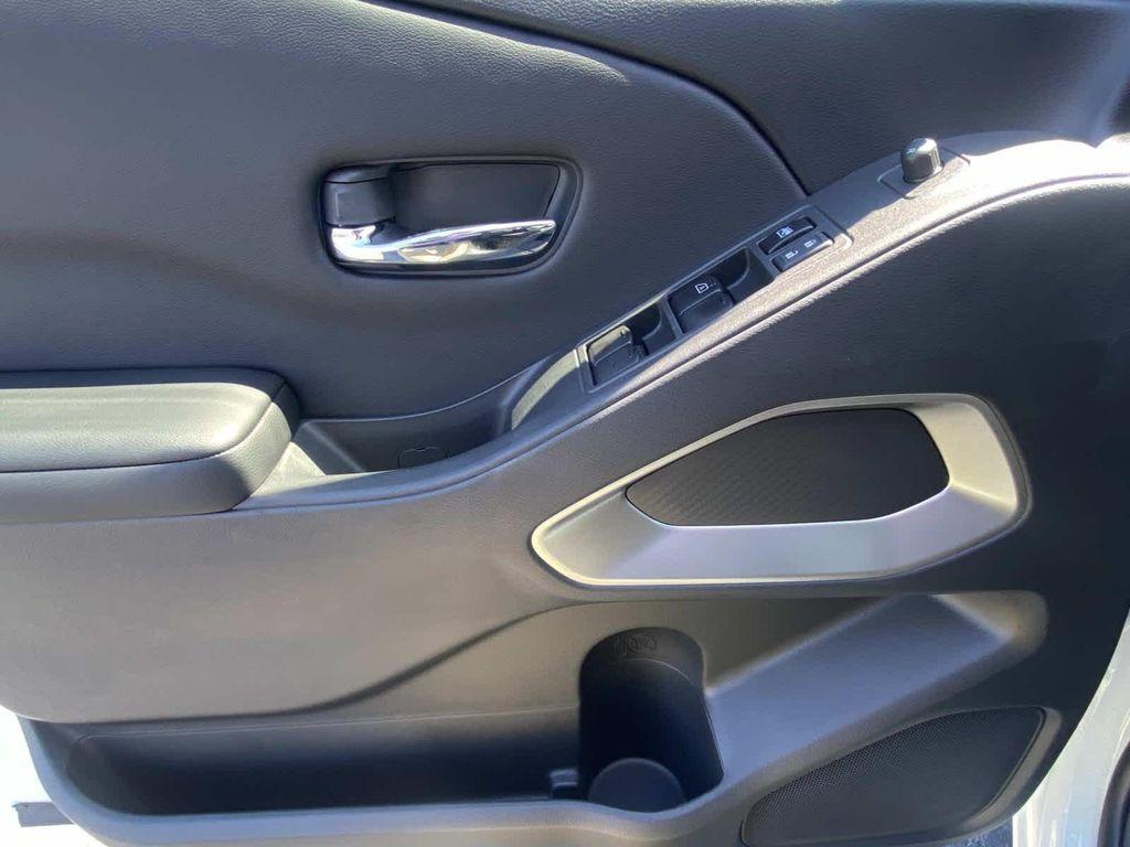 new 2025 Nissan Frontier car, priced at $35,480
