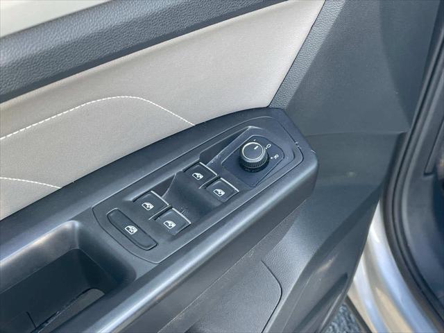 used 2022 Volkswagen Atlas Cross Sport car, priced at $27,999