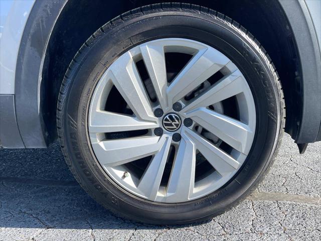 used 2022 Volkswagen Atlas Cross Sport car, priced at $27,999