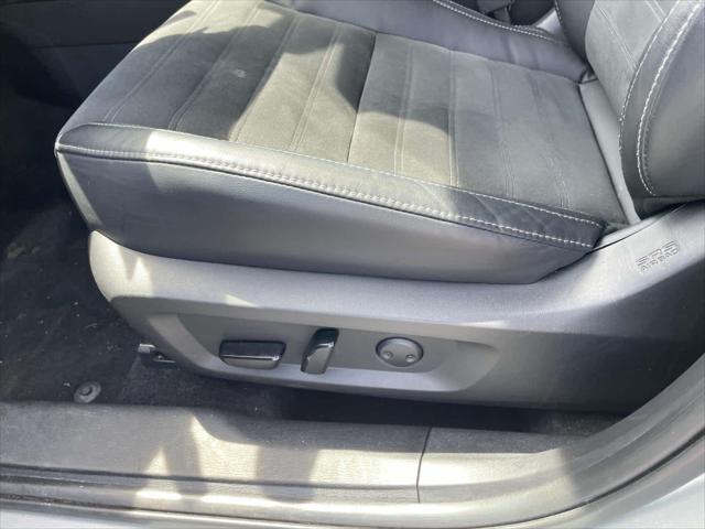 used 2023 Mitsubishi Outlander car, priced at $23,976