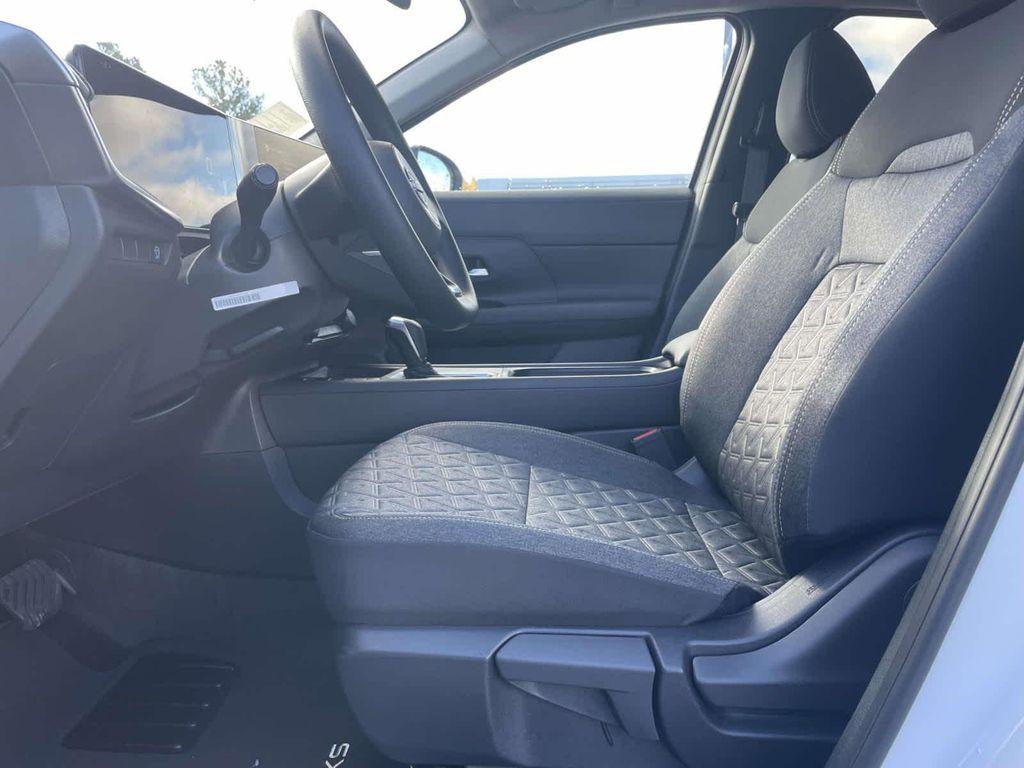 new 2026 Nissan Kicks car, priced at $25,709